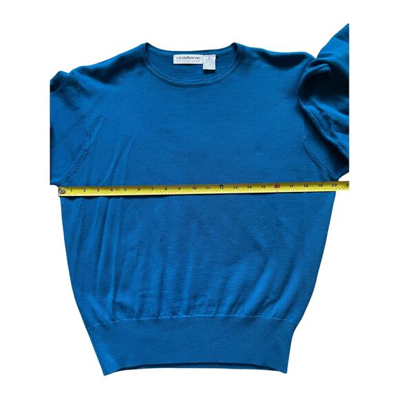 Liz Claiborne Womens/Teen Merino Wool Lightweight Sweater Size Medium - Picture 4 of 7